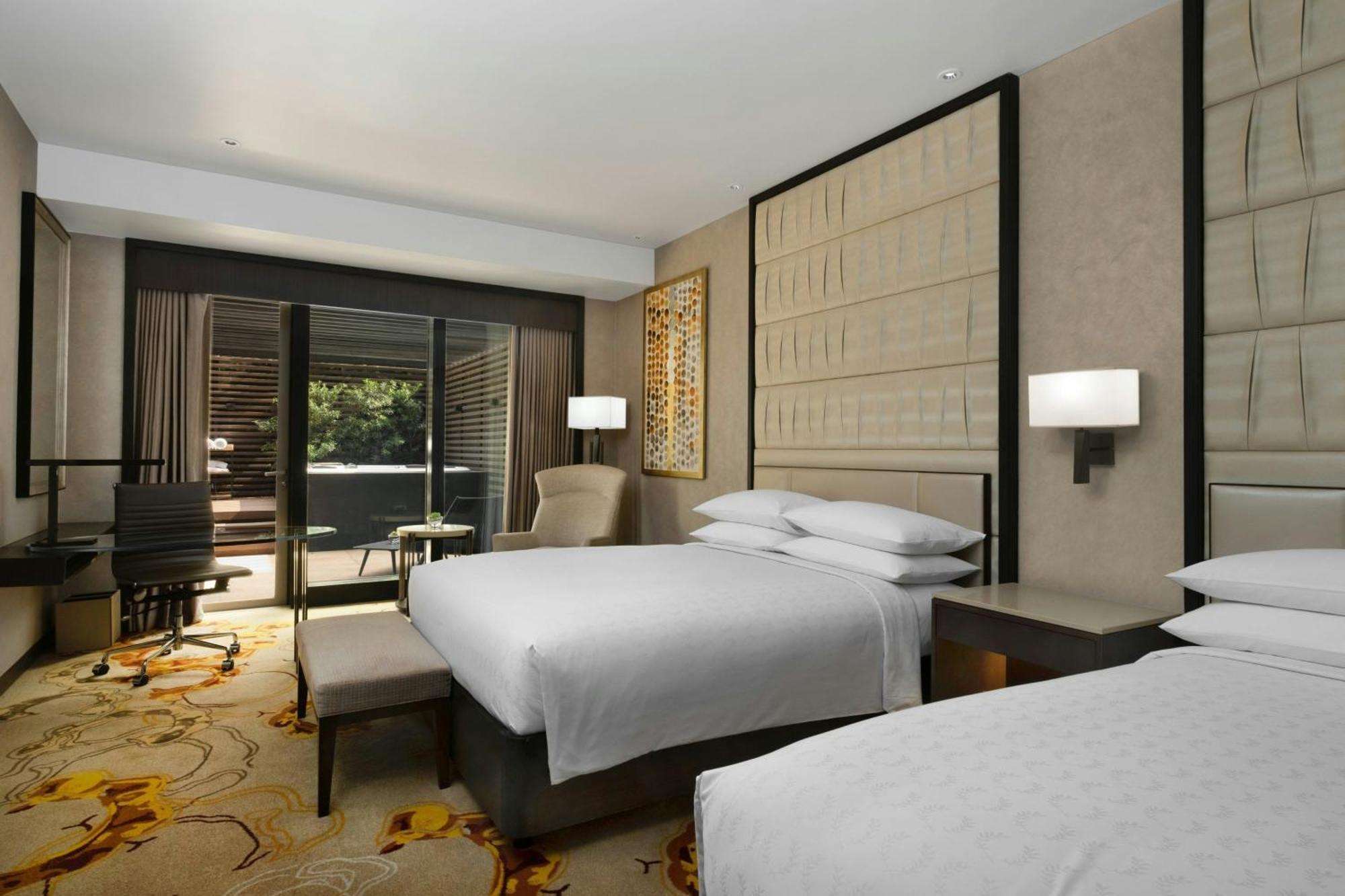 Sheraton Manila Hotel At Newport World Resorts Пасай Экстерьер фото